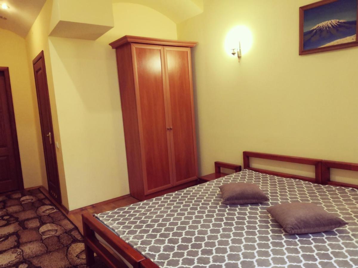 Apartament-Minihotel Elpida 리비프 외부 사진