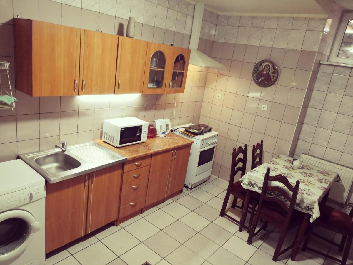 Apartament-Minihotel Elpida 리비프 외부 사진