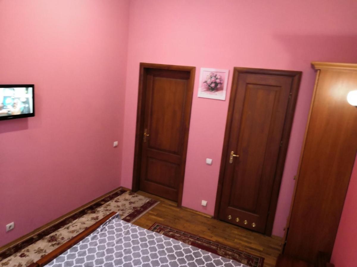 Apartament-Minihotel Elpida 리비프 외부 사진