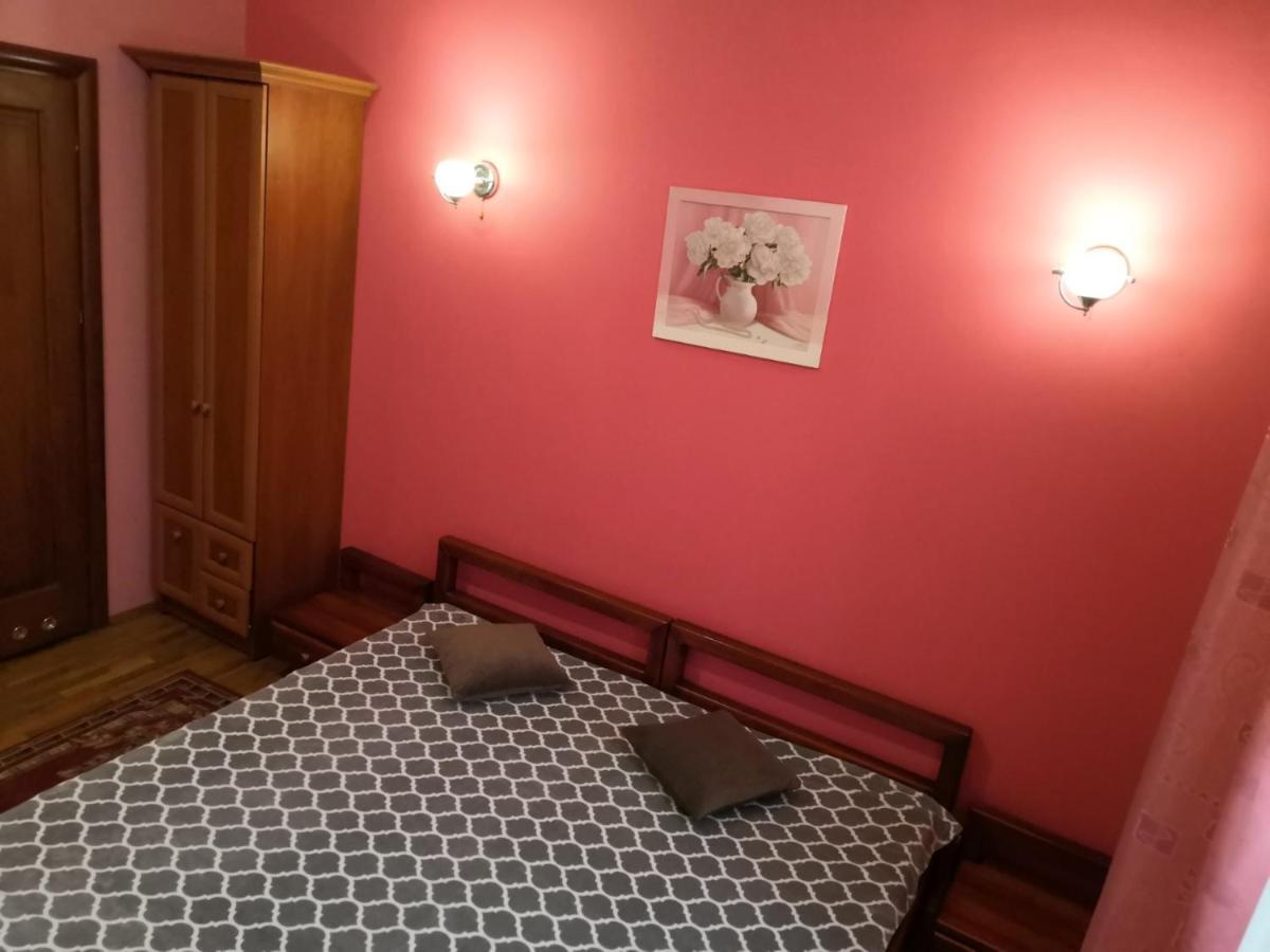 Apartament-Minihotel Elpida 리비프 외부 사진