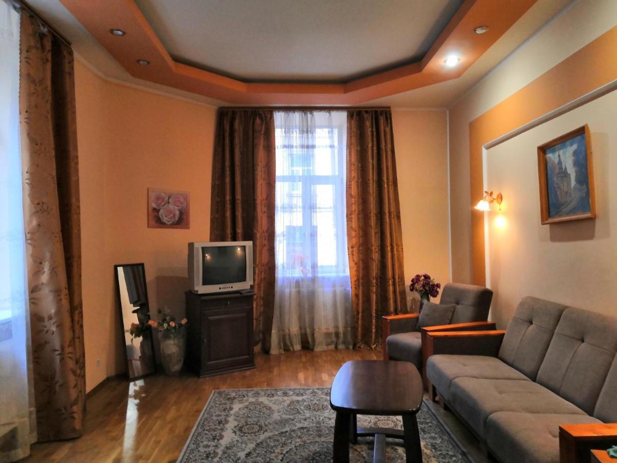 Apartament-Minihotel Elpida 리비프 외부 사진