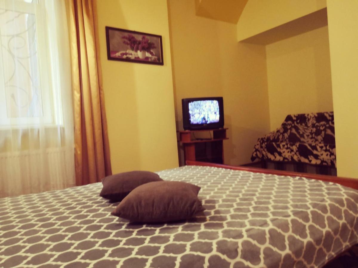 Apartament-Minihotel Elpida 리비프 외부 사진