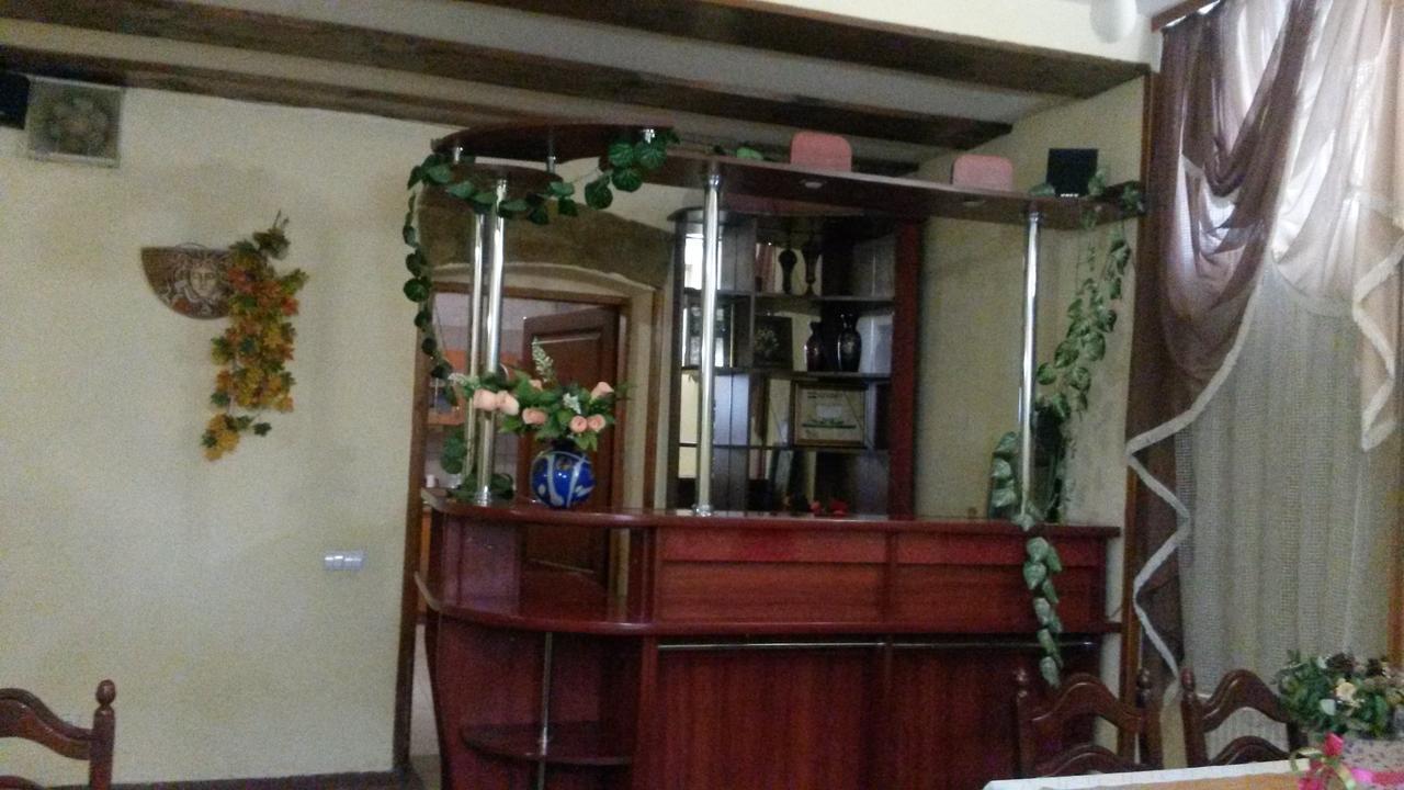 Apartament-Minihotel Elpida 리비프 외부 사진